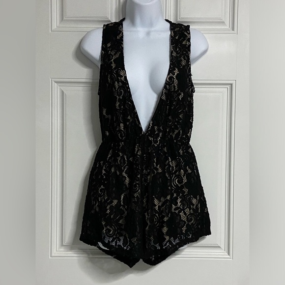 U- HERS & MINE Deep-V Laced Romper - Picture 1 of 8